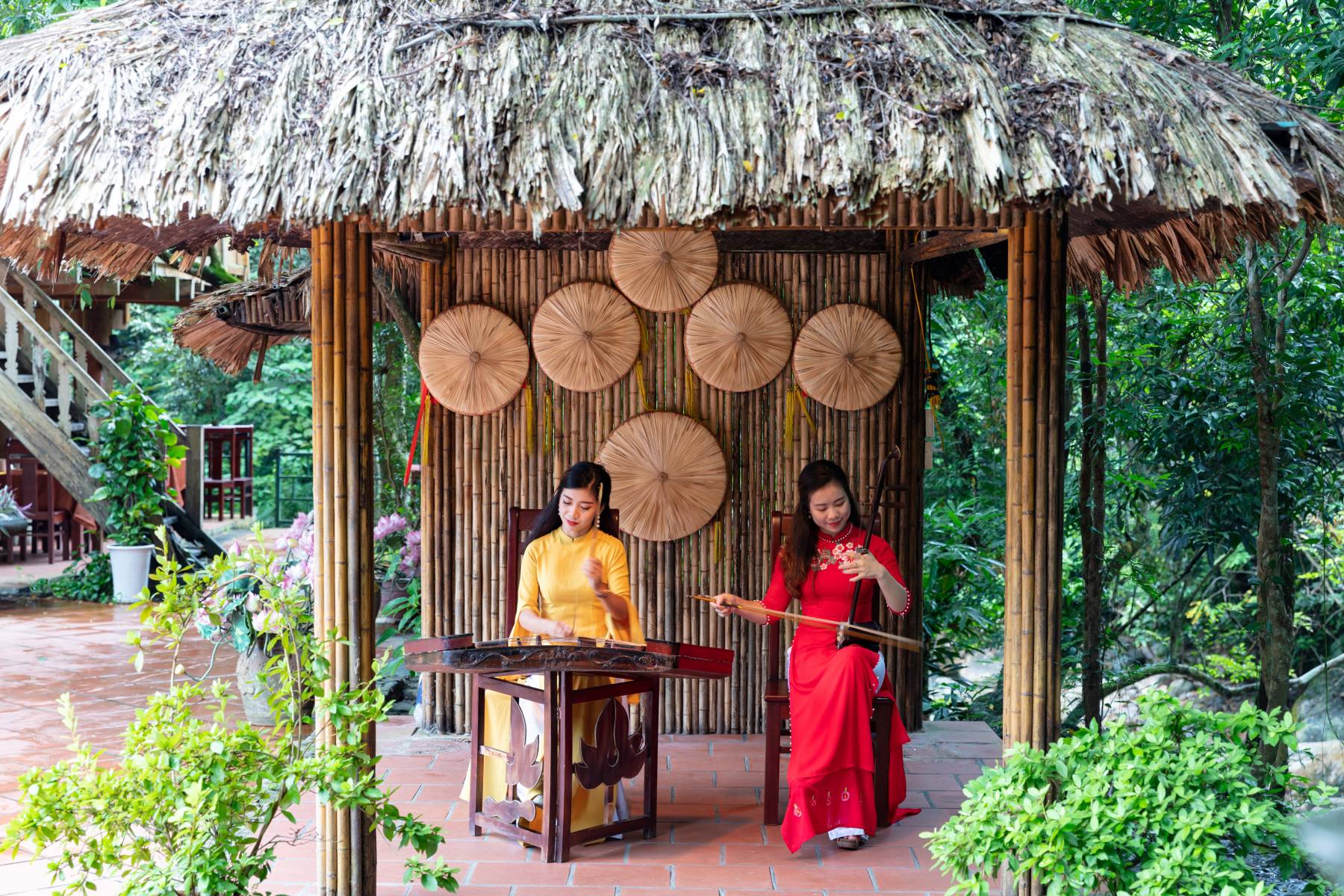 Sfeerafbeelding Vietnam%2C%20Yen%20Tu%2C%20Yen%20Tu%20M%20Gallery%2C%20Dimsum%20Reizen